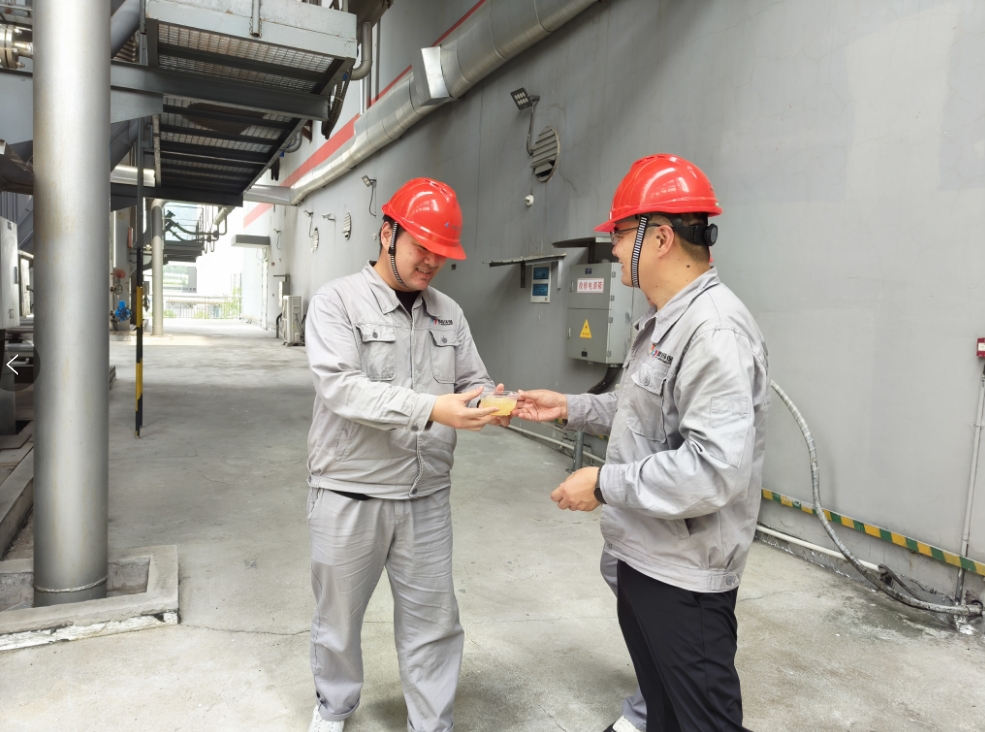 铂瑞义乌开展高温慰问活动 为一线员工送清凉保安全